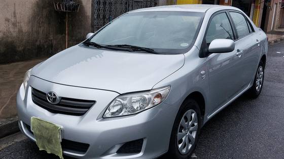 TOYOTA COROLLA 2010