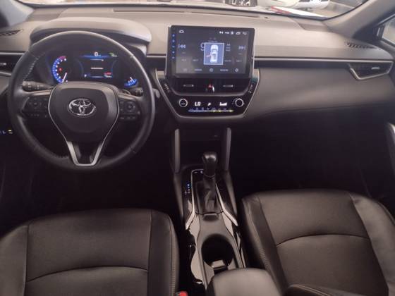 TOYOTA COROLLA CROSS 2023
