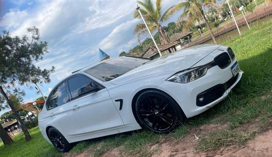 BMW 328i 2017