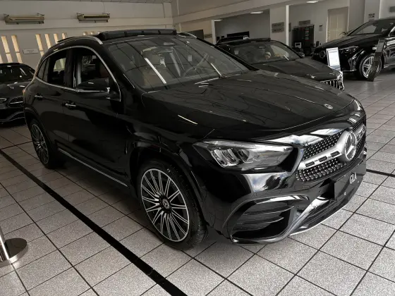 MERCEDES-BENZ GLA 200 2025