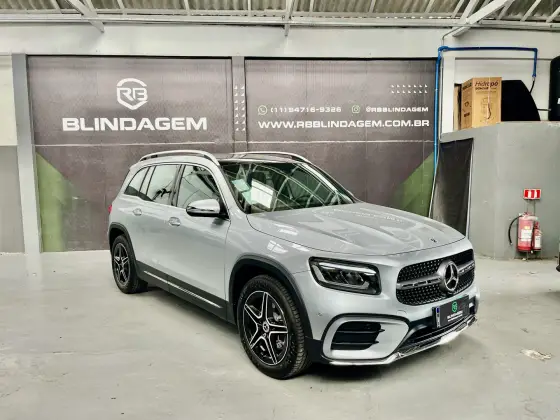 MERCEDES-BENZ GLB 220 2025