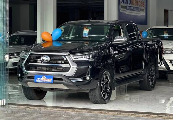 TOYOTA HILUX 2021