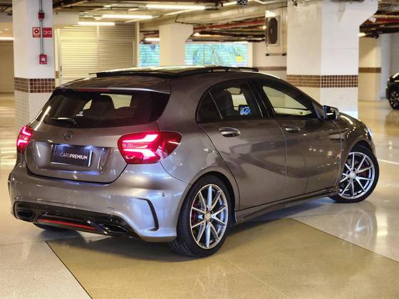 MERCEDES-BENZ A 250 2016