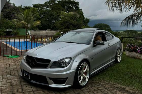 MERCEDES-BENZ C 63 AMG 2012