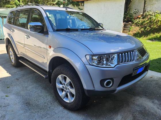 MITSUBISHI PAJERO DAKAR 2012