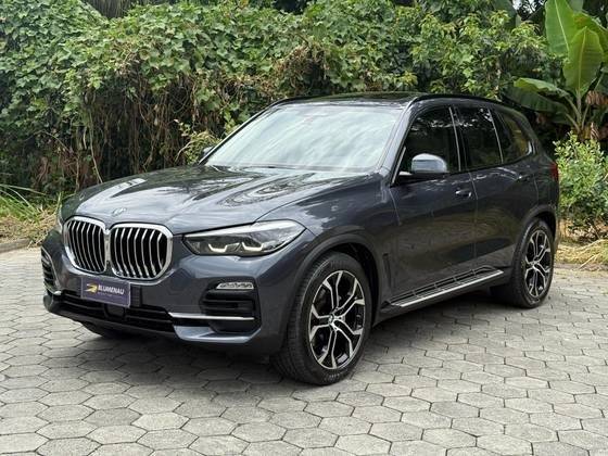 BMW X5 2019