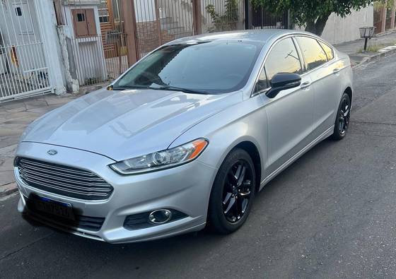 FORD FUSION 2013