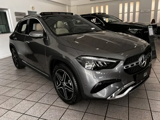 MERCEDES-BENZ GLA 200 2025