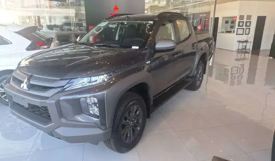 MITSUBISHI L200 TRITON 2025