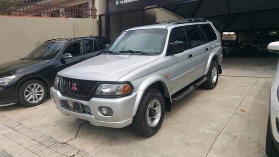 MITSUBISHI PAJERO 2003