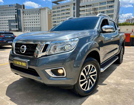 NISSAN FRONTIER 2021