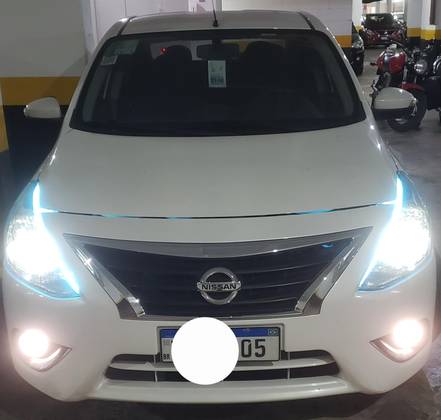 NISSAN VERSA 2020