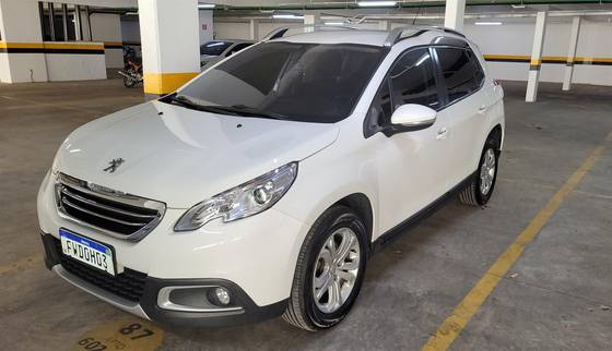 PEUGEOT 2008 2017