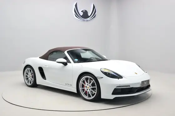 PORSCHE 718 2023