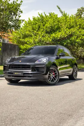 PORSCHE MACAN 2023