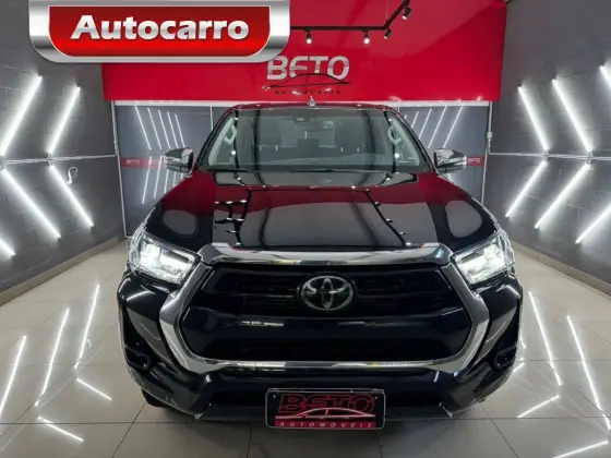 TOYOTA HILUX 2021