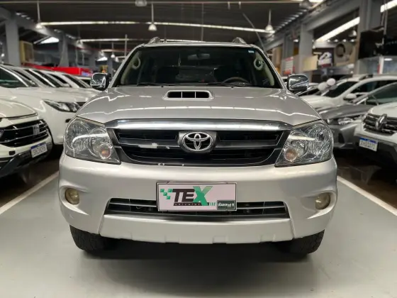 TOYOTA HILUX SW4 2008