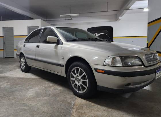 VOLVO S40 1998