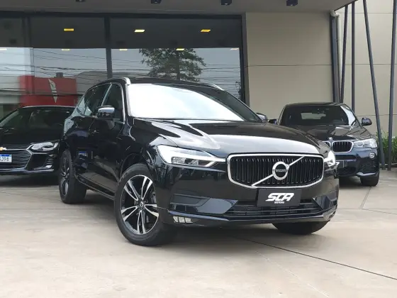 VOLVO XC60 2021