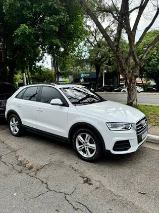 AUDI Q3 2017