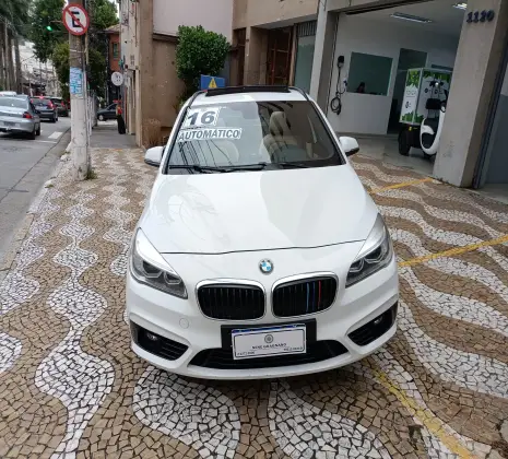 BMW 225i 2016