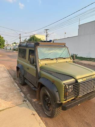 LAND ROVER DEFENDER 2001