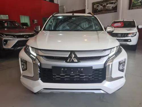 MITSUBISHI L200 TRITON 2025