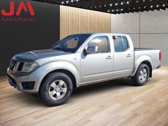 NISSAN FRONTIER 2014