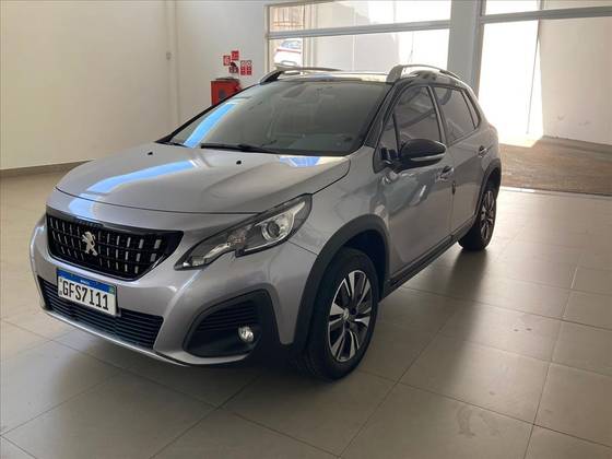 PEUGEOT 2008 2023