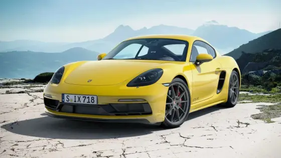 PORSCHE 718 2024