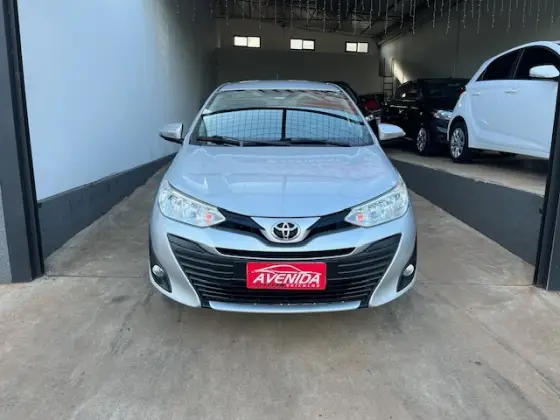 TOYOTA YARIS 2019
