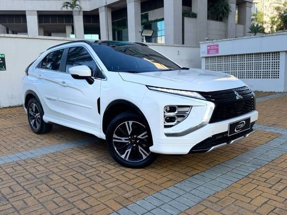 MITSUBISHI ECLIPSE CROSS 2024