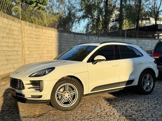 PORSCHE MACAN 2021