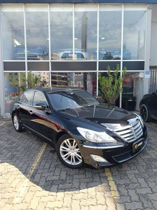 HYUNDAI GENESIS 2013