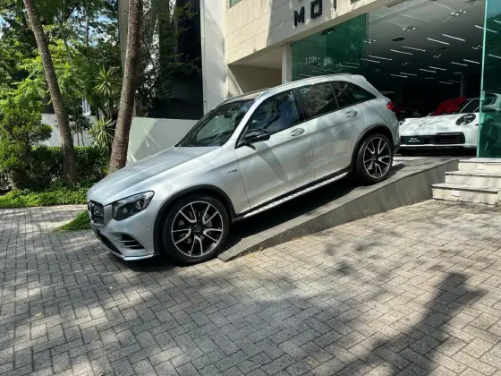 MERCEDES-BENZ GLC 43 AMG 2017
