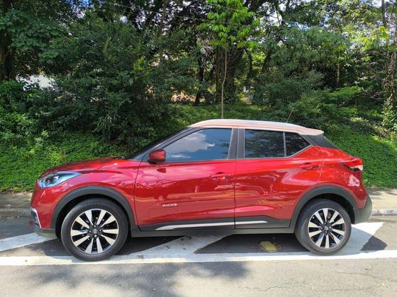 NISSAN KICKS 2018