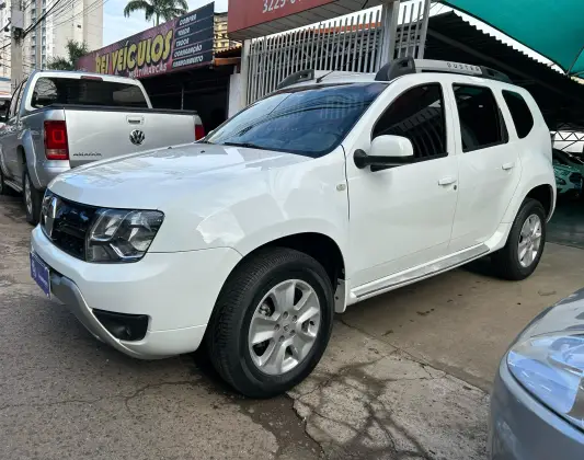 RENAULT DUSTER 2016