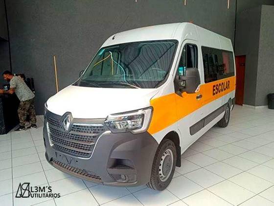 RENAULT MASTER 2025