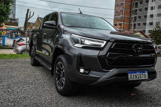 TOYOTA HILUX 2021