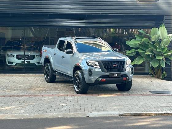 NISSAN FRONTIER 2023