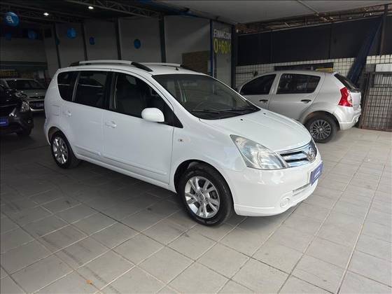 NISSAN LIVINA 2014