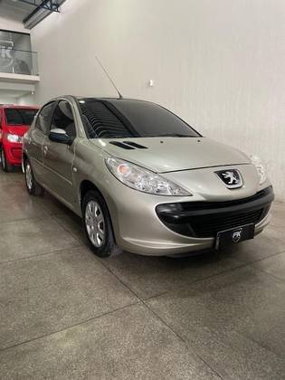 PEUGEOT 207 2010