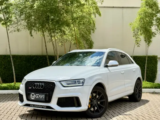AUDI RS Q3 2015
