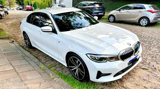 BMW 320i 2022