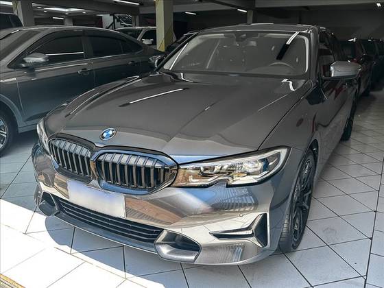 BMW 320i 2022
