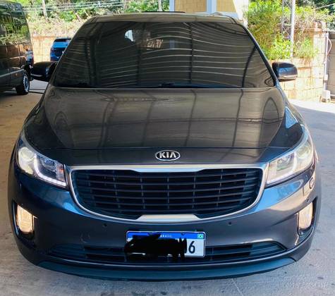 KIA CARNIVAL 2018