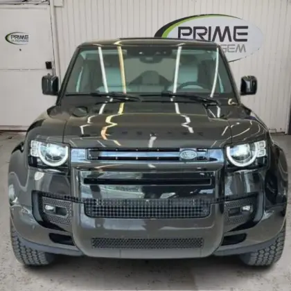 LAND ROVER DEFENDER 2024