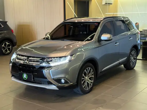 MITSUBISHI OUTLANDER 2016