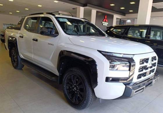 MITSUBISHI TRITON 2026