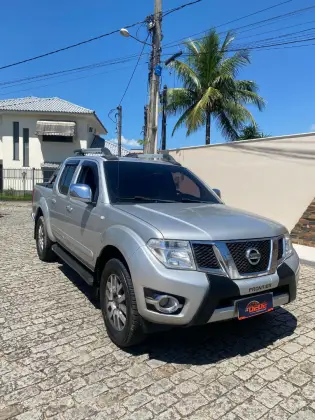NISSAN FRONTIER 2015